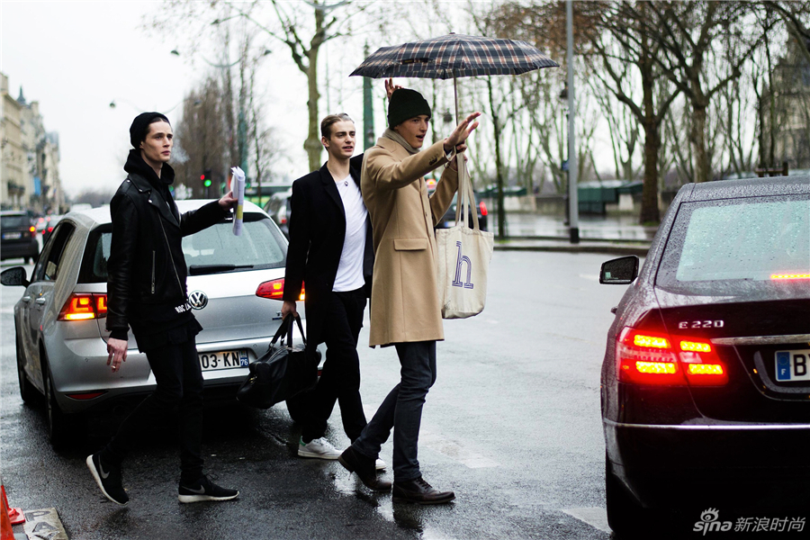 Andrew Westermann、Ben Allen还有Abel Van Oeveren在Carven 2014秋冬男装秀后