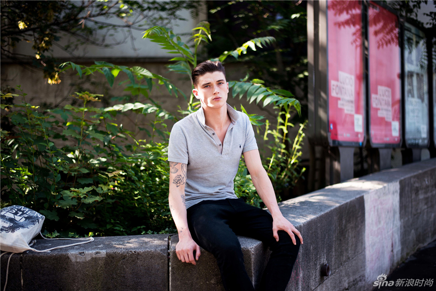 Matthew Holt在3.1 Phillip Lim 2015春夏男装秀后