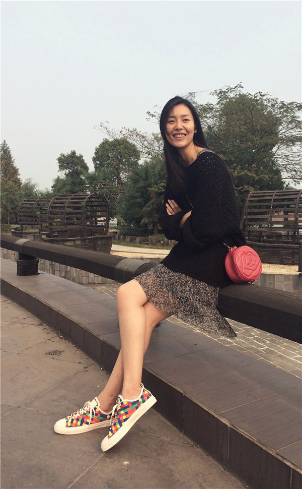 超模刘雯街拍私照大放送 街拍和时尚大片也美的让人称赞