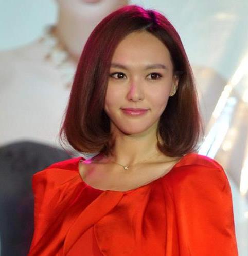 偶像剧《何以笙箫默》热播 盘点唐嫣百变发型