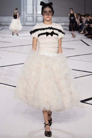 Giambattista Valli2015春夏巴黎高级时装秀