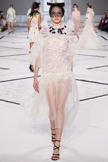 Giambattista Valli2015春夏巴黎高级时装秀