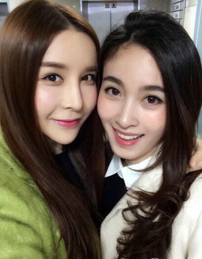 泰韩两国最美变性人河莉秀与Poyd