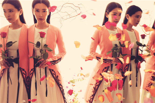 李冰冰登《Vogue》封面 柔美风尽显芳菲妩媚
