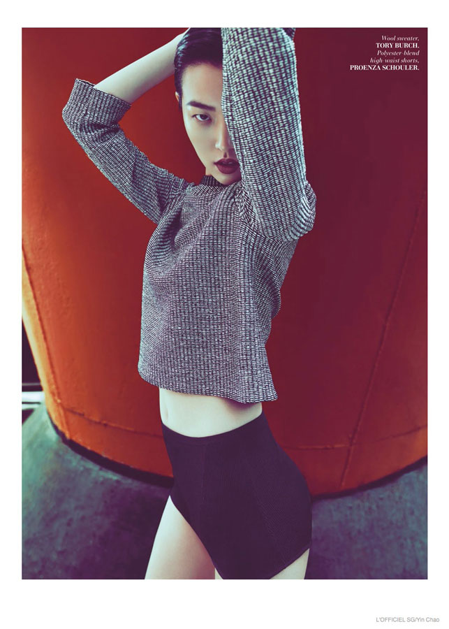 游天翼登《L’OFFICIEL》杂志新加坡版封面