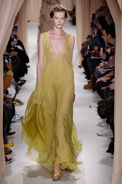 盘点2015年度春夏装流行趋势之最 华伦天奴(Valentino)