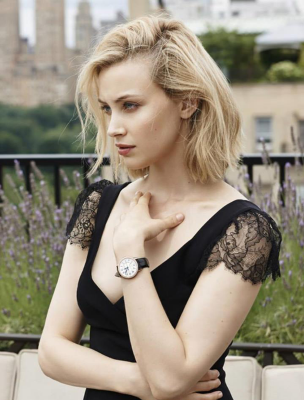 Sarah Gadon代言Rendez-Vous约会系列腕表广告