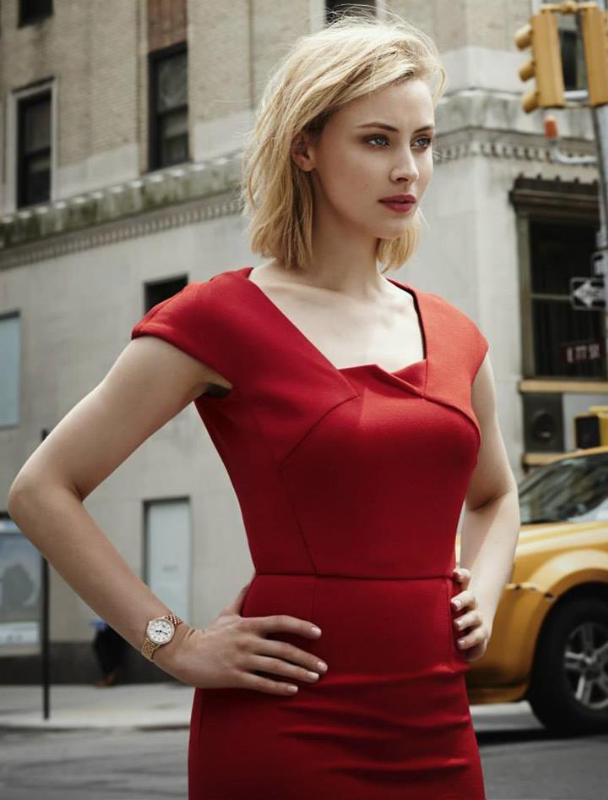 Sarah Gadon代言Rendez-Vous约会系列腕表广告