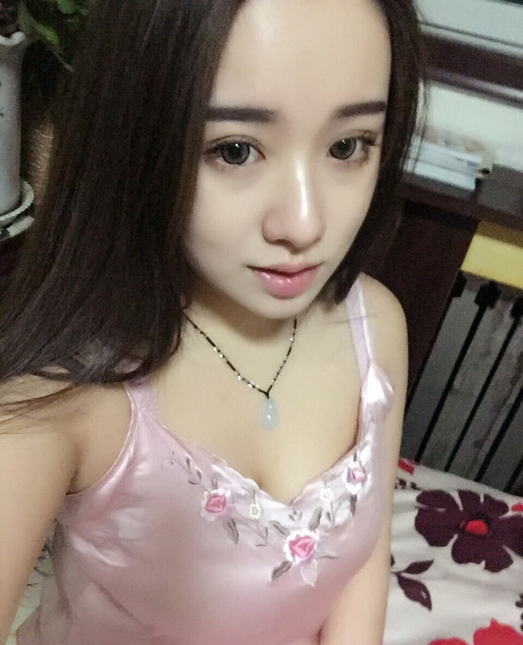 2015最美艺考生火辣身材 秒变女神