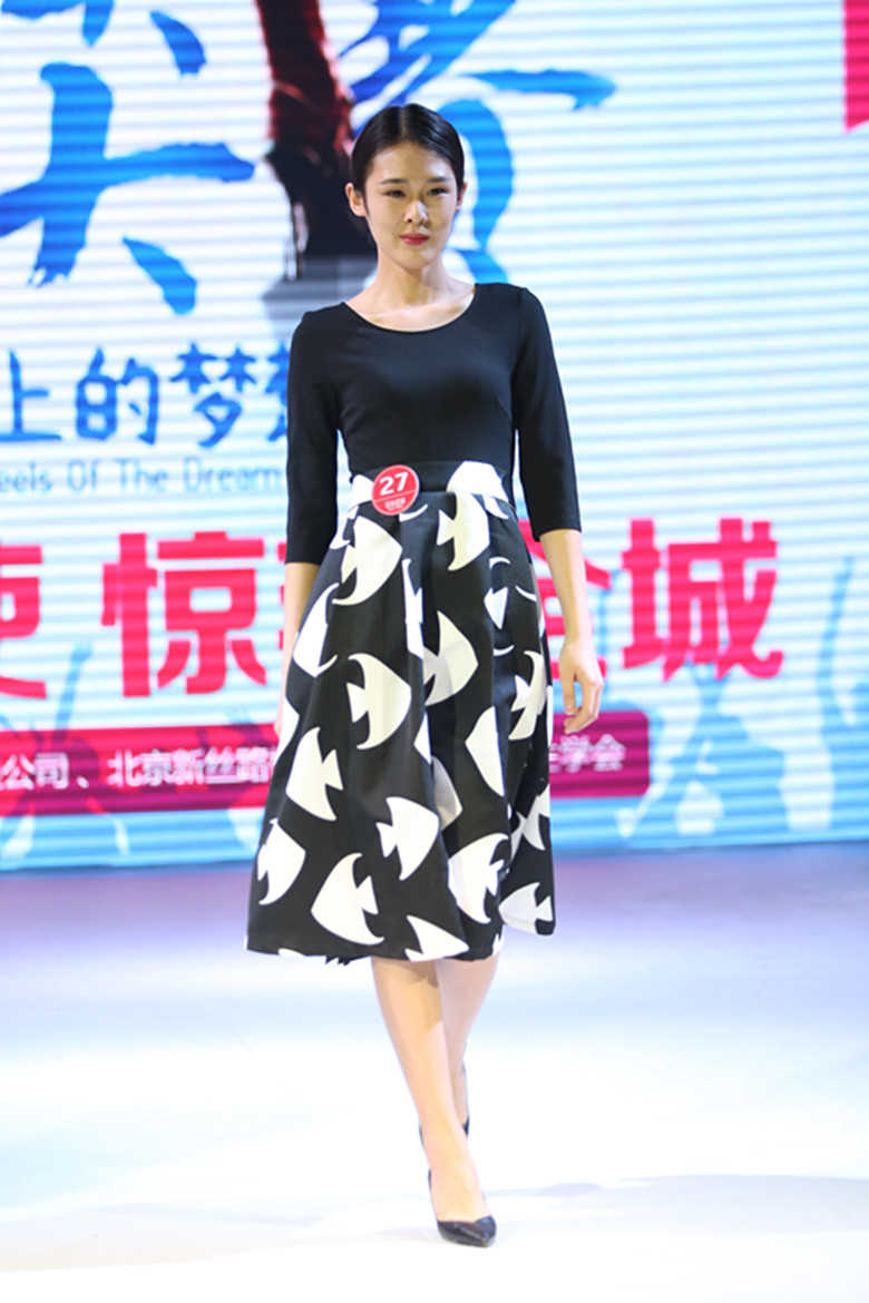 新丝路模特学校学员2015精彩瞬间回顾
