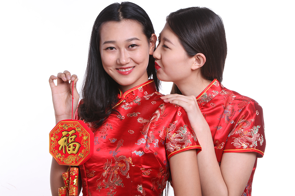 又是一年元宵时 新丝路祝大家元宵节快乐
