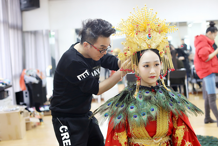 模特造型化妆课 大制作 现场