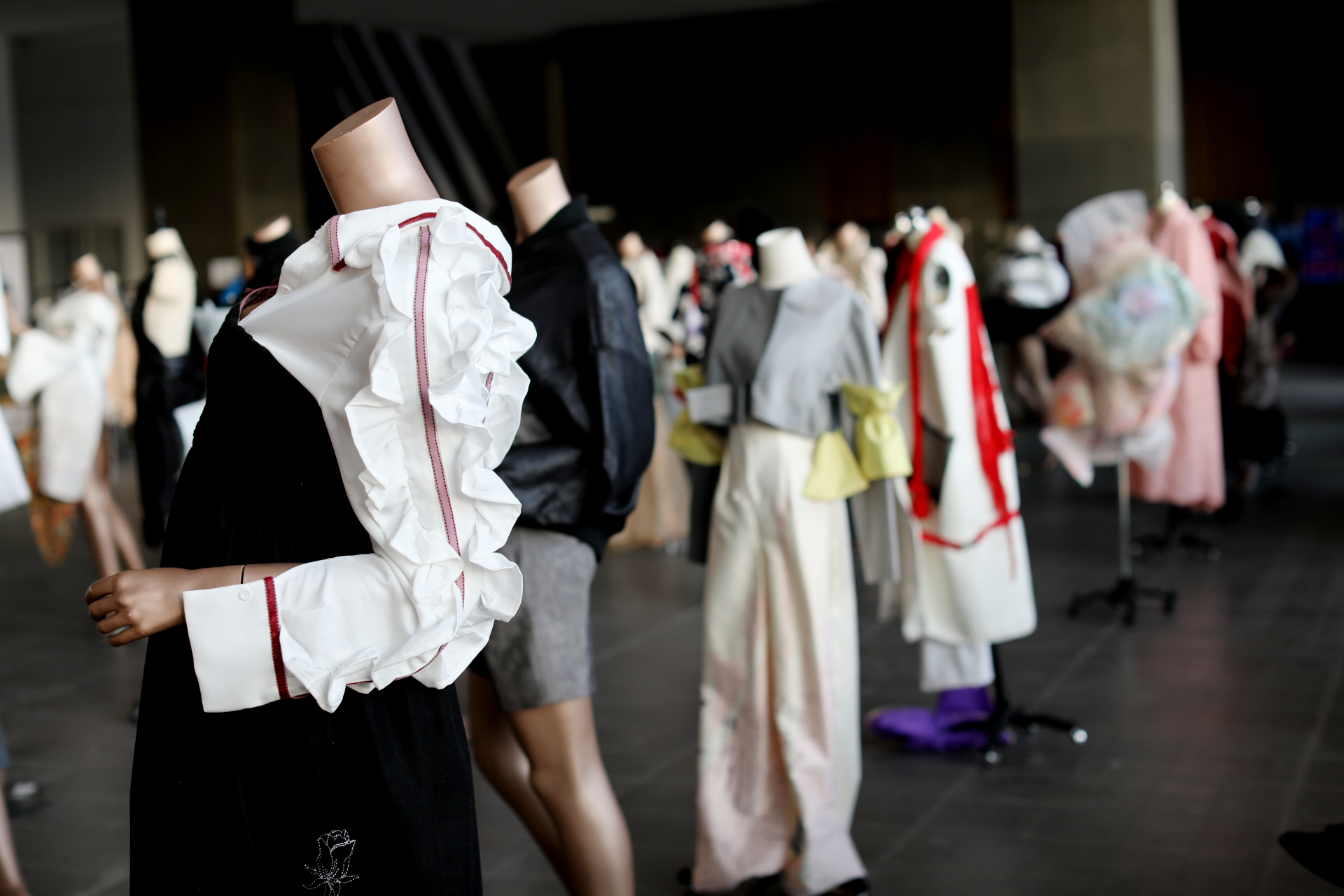 我们的学生模特 参加2018北京服装学院 艺考大军 现场