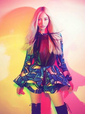 Soo Joo Park:被老佛爷封为缪斯女神的大龄模特