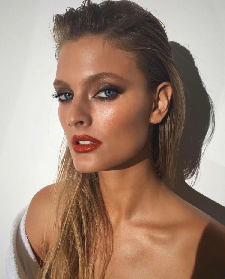 来自法国的超模Constance Jablonski